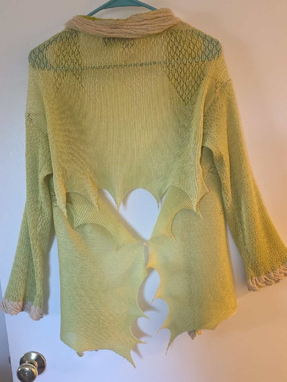 M.&Kyoko Light Green Women's Knit Sweater with Scalloped Cutout Design In Back